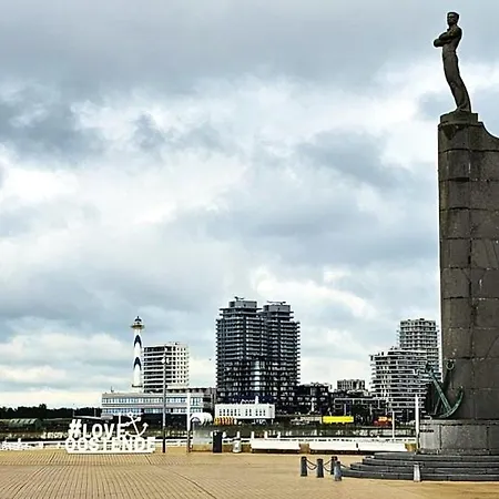 Hill6 With Free Parking Lejlighed Oostende
